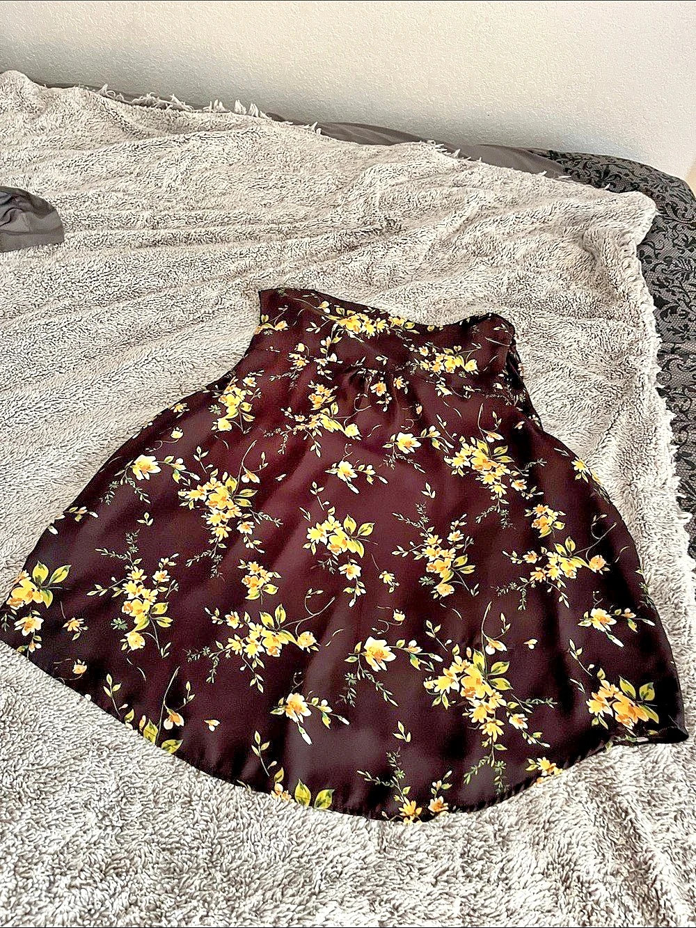 Maurices Floral Blouse Black & Yellow 2X Like New